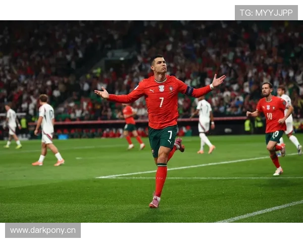 C罗国家队进球纪录解析:历史射手王如何建立输出优势 C罗国家队进球纪录解析:历史射手王如何建立输出优势