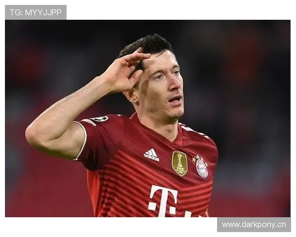 莱万近年竞技状态出现回落 是否已过职业生涯巅峰