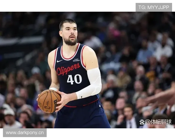 武切维奇挡拆中频制造投篮机会效率明显提升对比季初表现